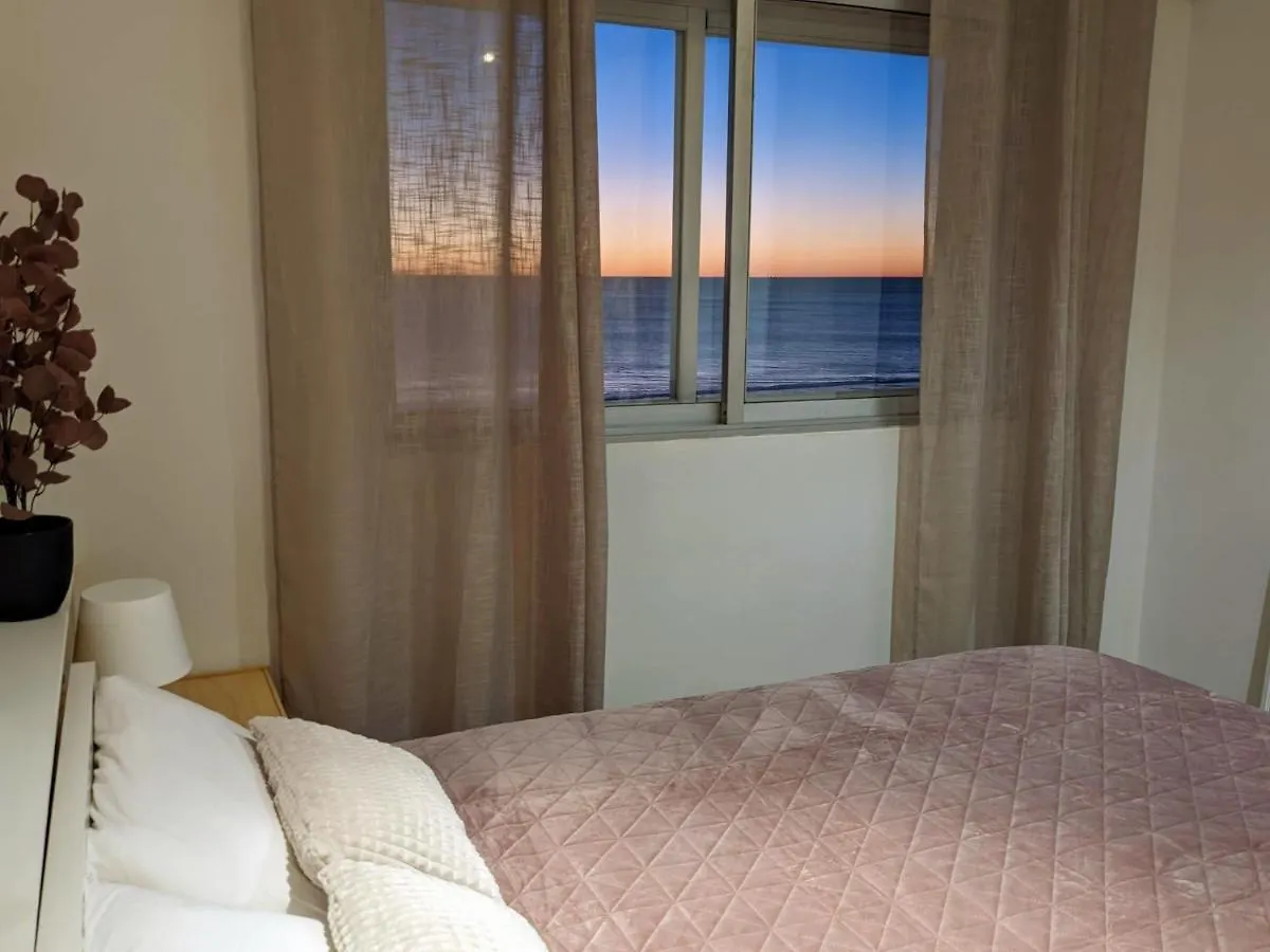 Apartamento en la playa con garaje Cádiz 0*,  España